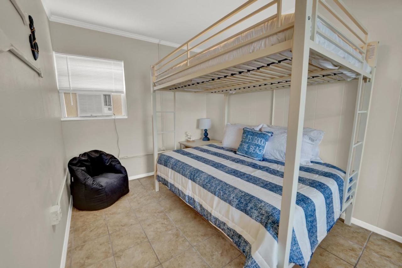 Sea Foam Suites Lower Grand Lagoon Ngoại thất bức ảnh
